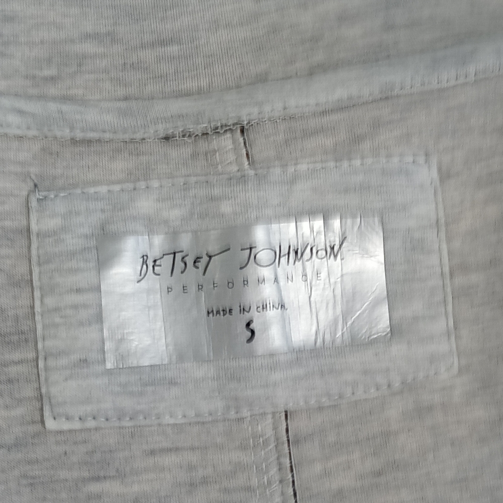 Betsy Johnson Performance Vest. - image 8